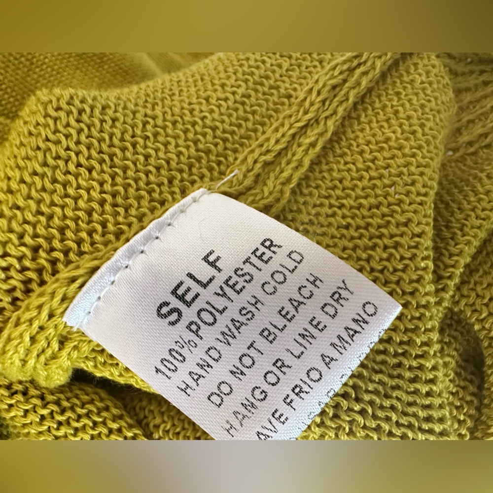 EUC💚Easel Off Shoulder Sweater Green Tea Small - Picture 5 of 5